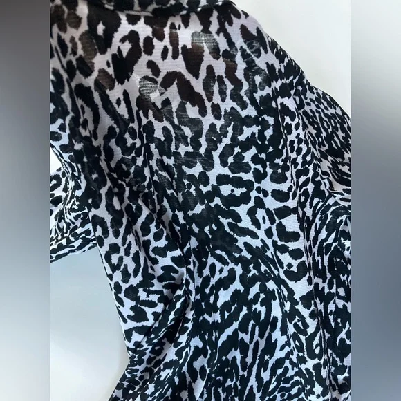 Sheer Jacob Top - Picture 6 of 6